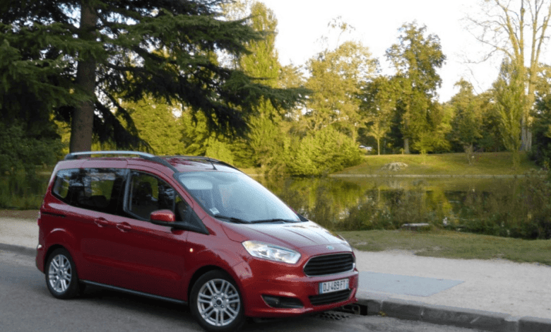 Ford Courier JT8 ne demek, hangi paket?