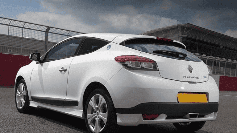 Renault Megane 3 Yakıt Deposu Kaç Litre?