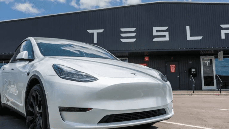 Tesla’dan 700,000 Araçlık Yeni Geri Çağırma: Lastik Basınç Uyarı Sorunu!