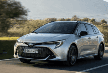 Toyota Corolla ZE1EE (EU M) ne demek?